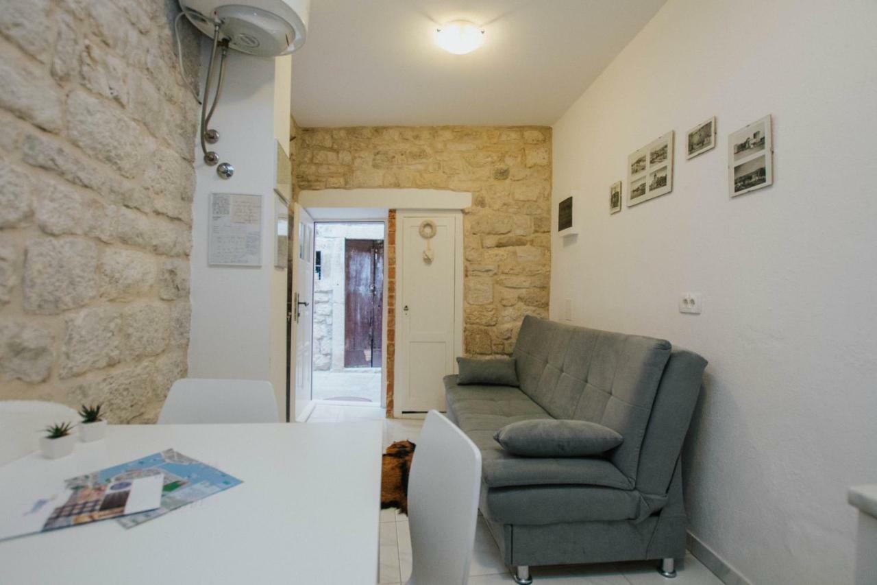 Apartment Toma Trogir Buitenkant foto